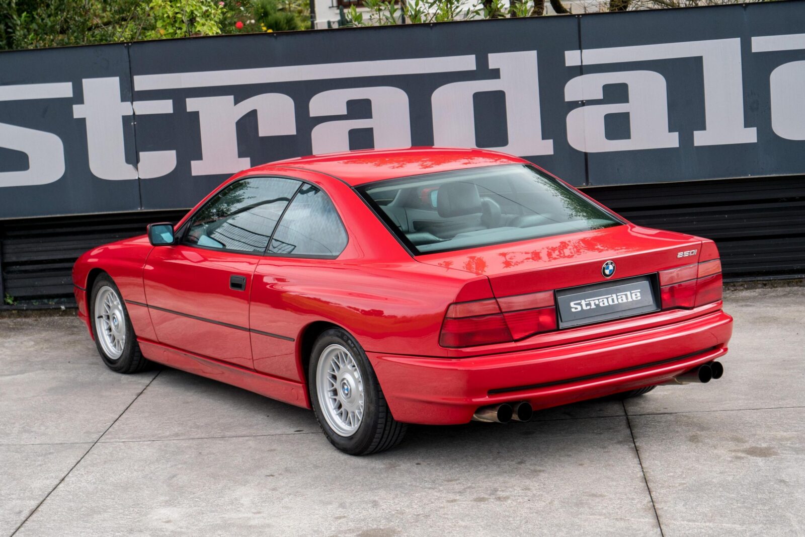 BMW 850i - imagen 2