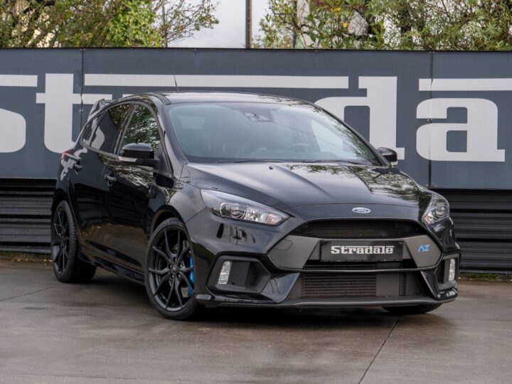Ford Focus RS - foto 1