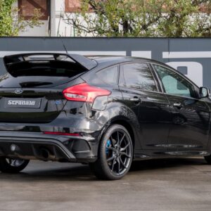 Ford Focus RS - foto 12