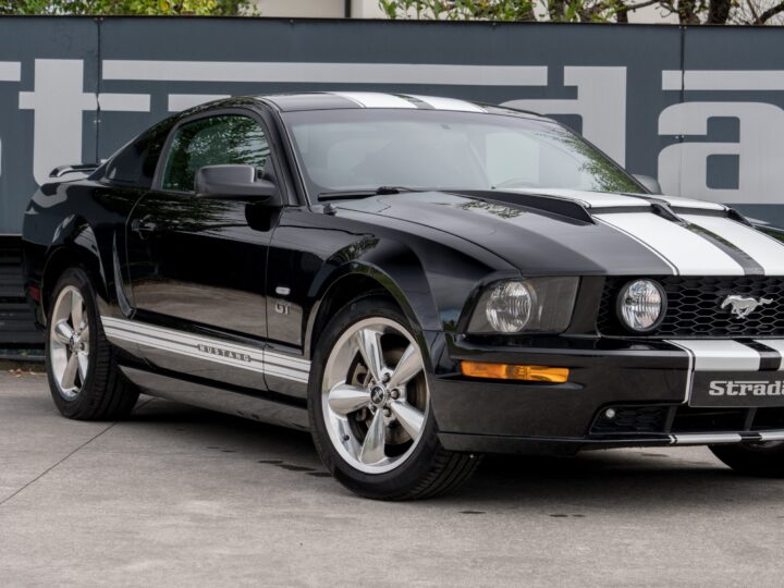 Ford Mustang GT - foto 3