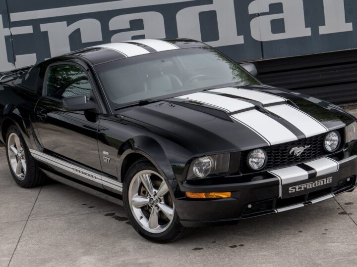Ford Mustang GT - foto 5