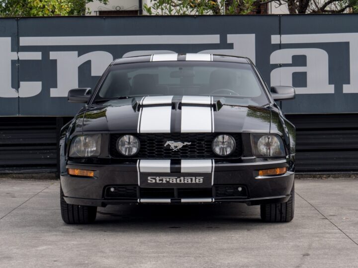 Ford Mustang GT - foto 6