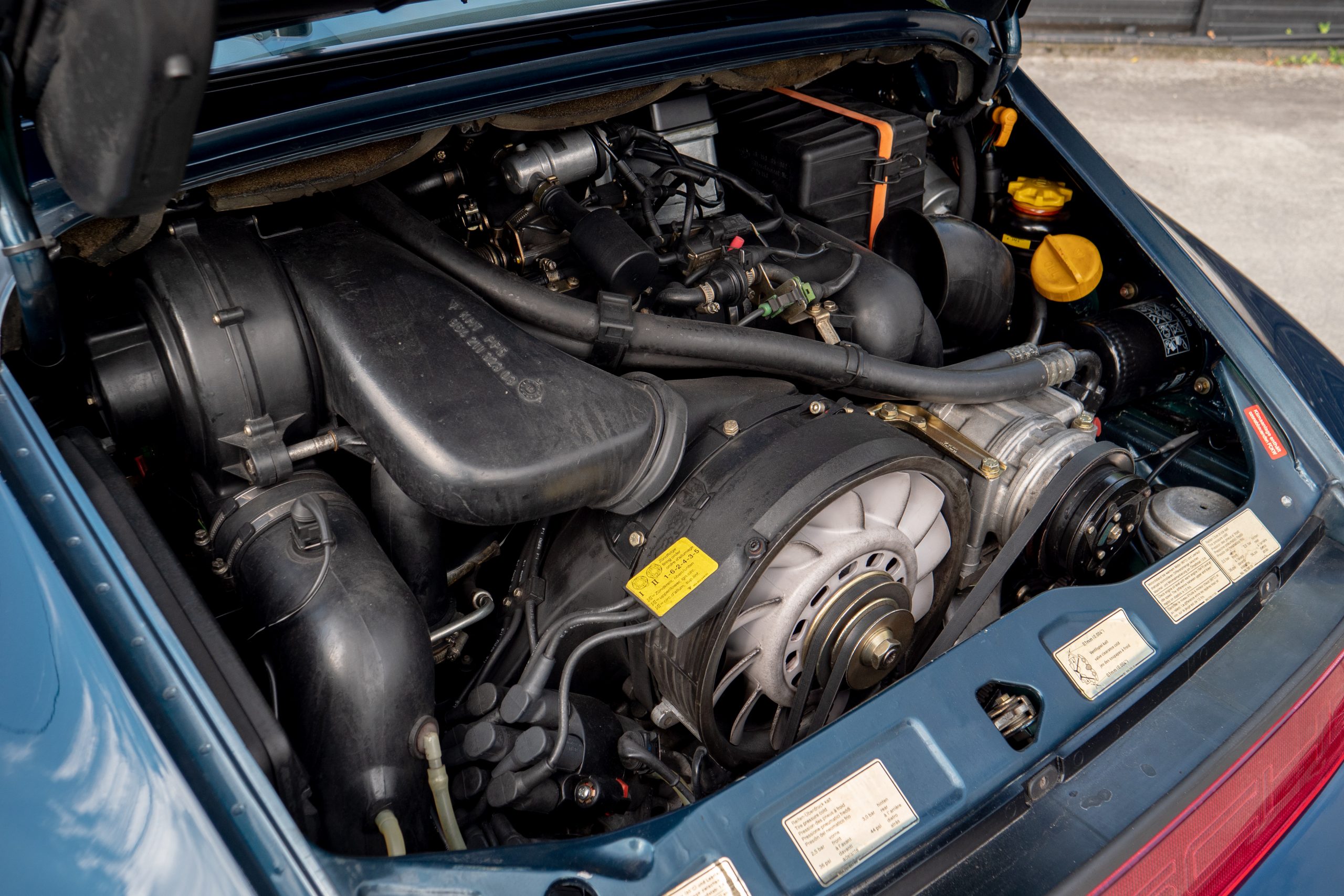 Porsche 964 Carrera 2 - imagen 46