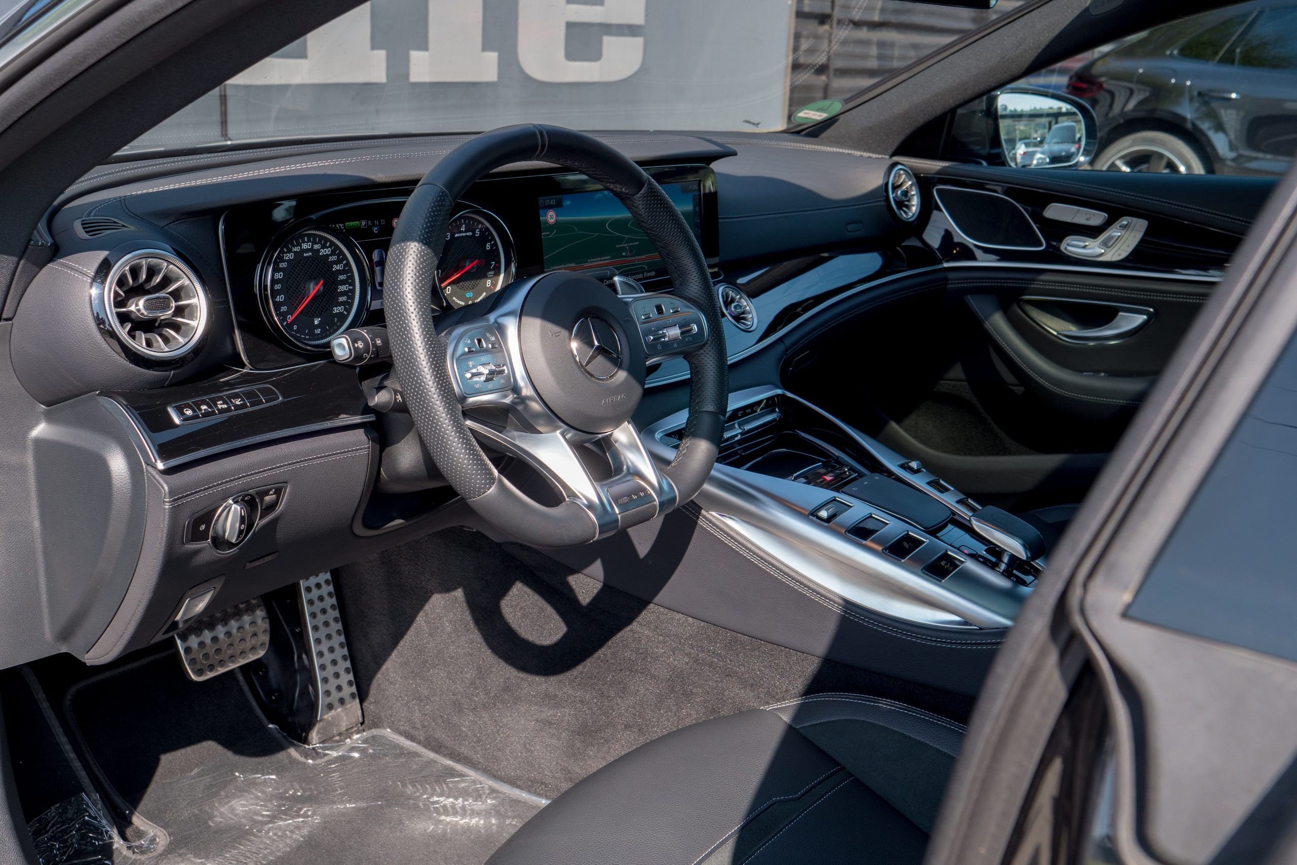Mercedes AMG GT 43 - imagen 34