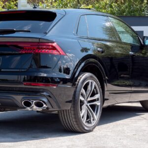 Audi SQ8 - foto 14