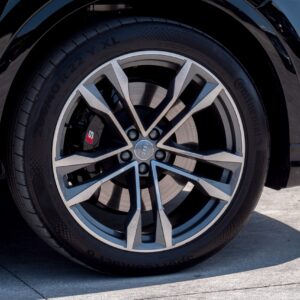 Audi SQ8 - foto 40
