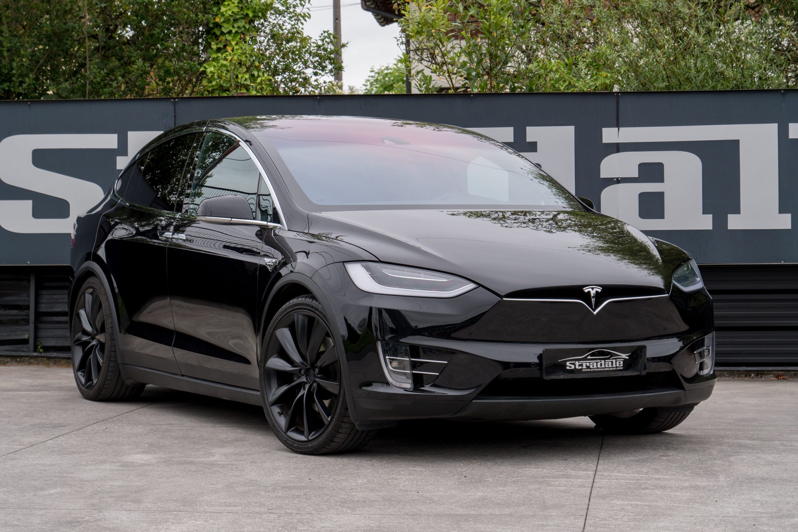 Tesla Model X 90D Premium