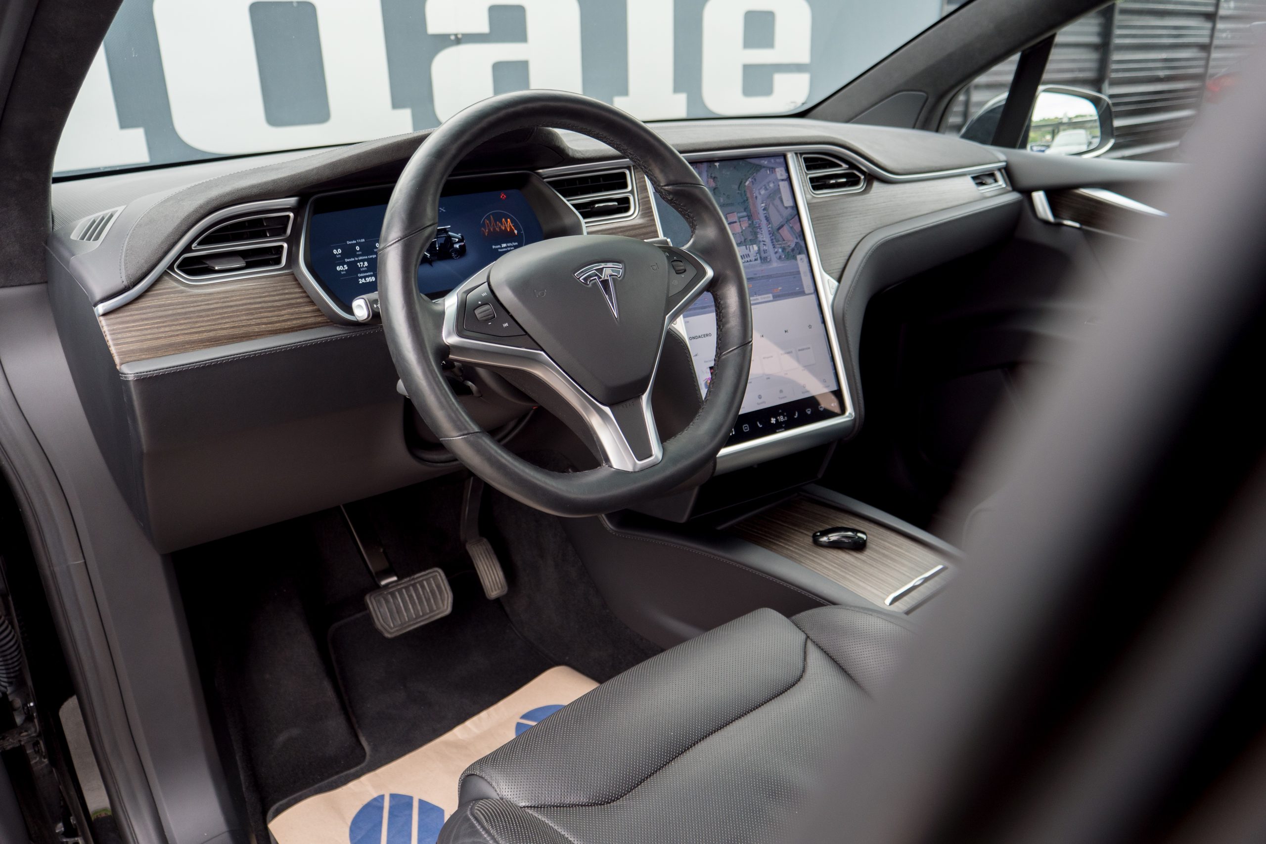 Tesla Model X 90D Premium - imagen 27