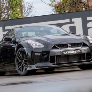 Nissan GTR - foto 11
