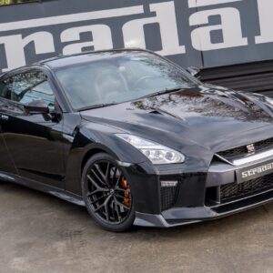 Nissan GTR - foto 14