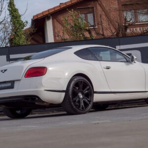 Bentley Continental GT V8 - foto 16