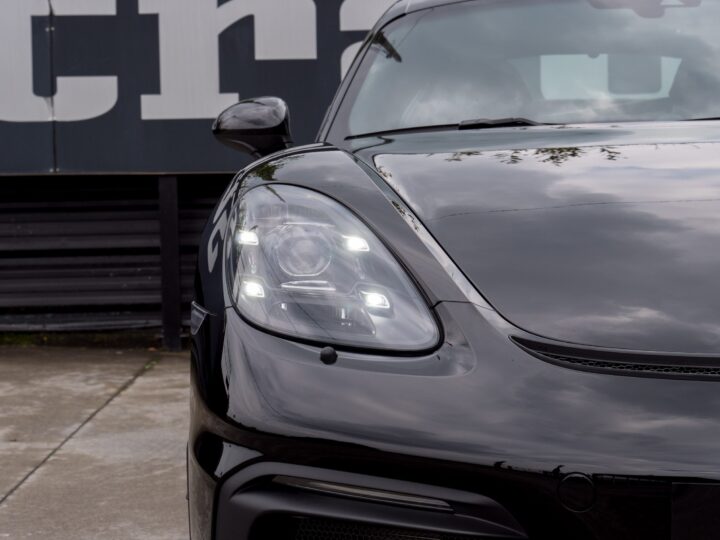 Porsche Cayman GT4 - foto 8