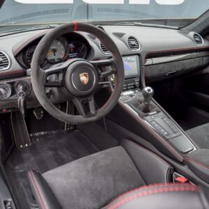 Porsche Cayman GT4 - foto 26