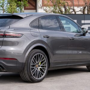 Porsche Cayenne Coupe E-Hybrid - foto 17