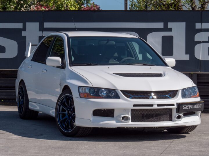 Mitsubishi Lancer Evolution IX - foto 1