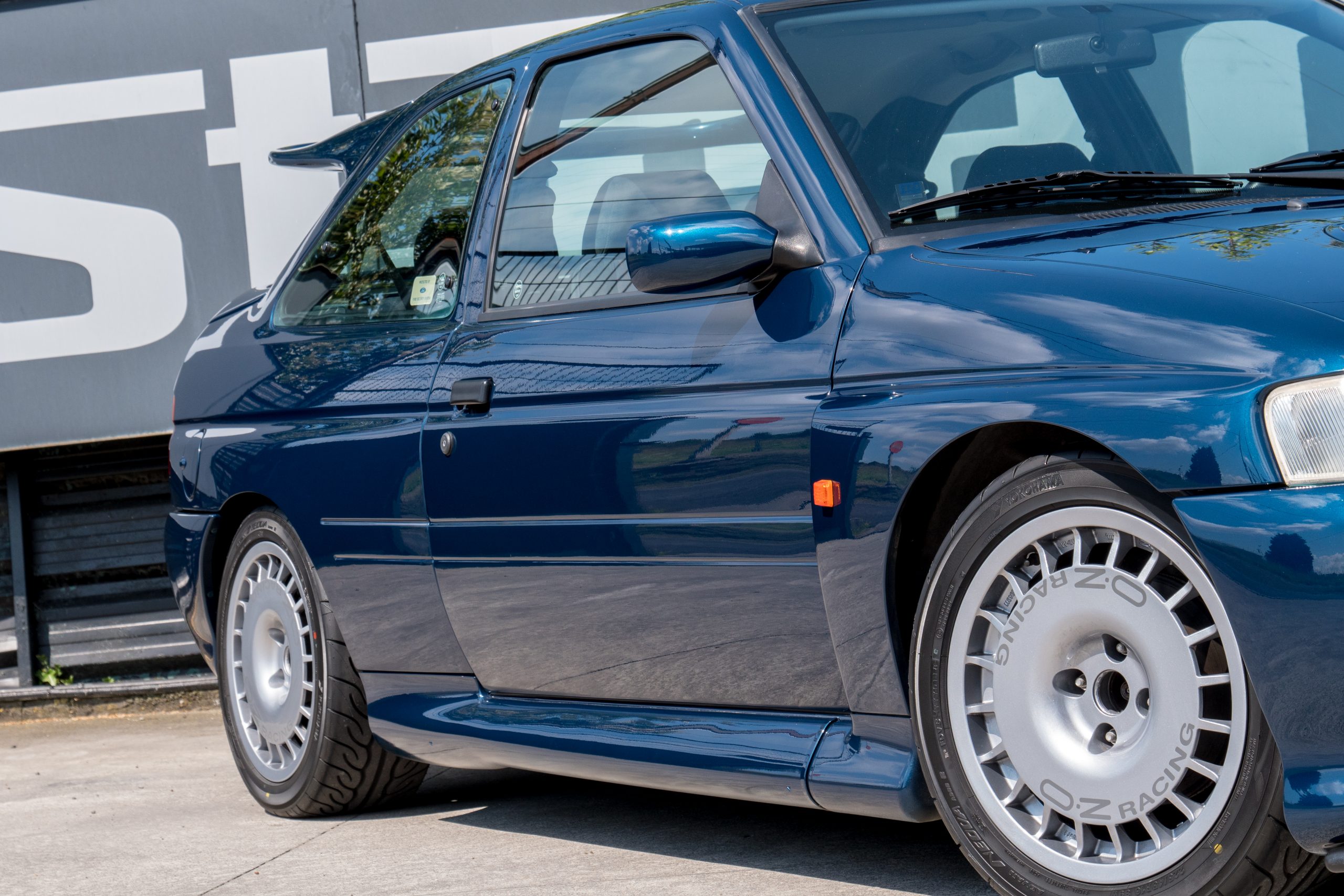 Ford Escort Cosworth » Martini Racing « - imagen 13