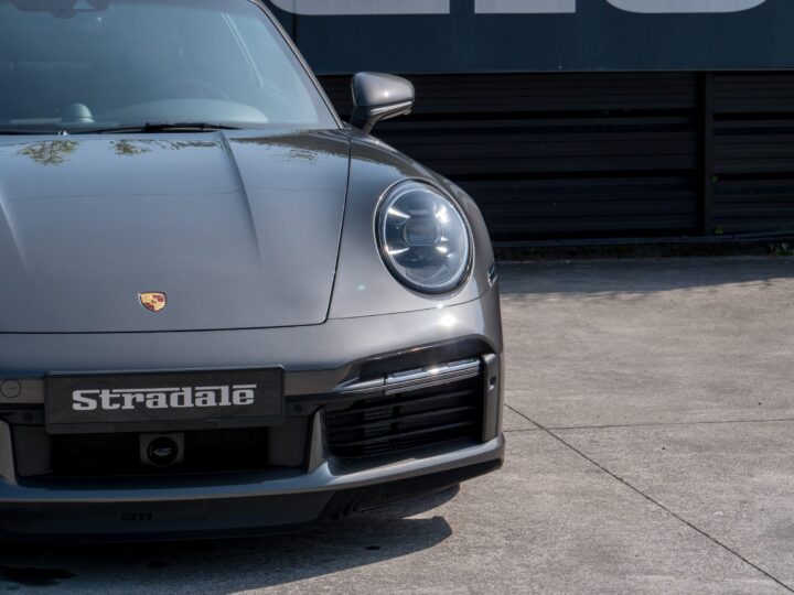 Porsche 992 Turbo - foto 8