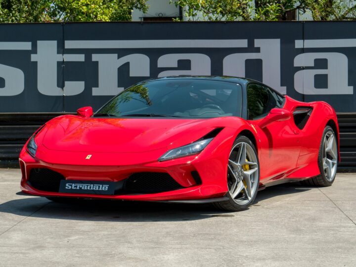 Ferrari F8 Tributo - foto 2