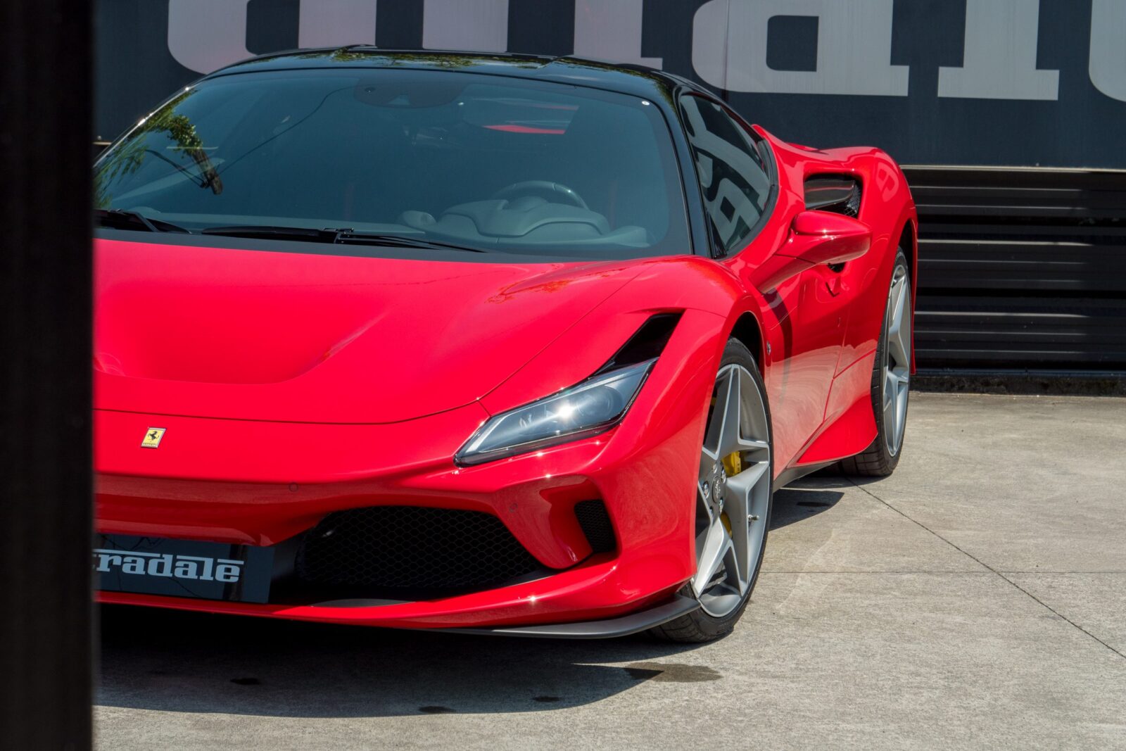 Ferrari F8 Tributo - imagen 7