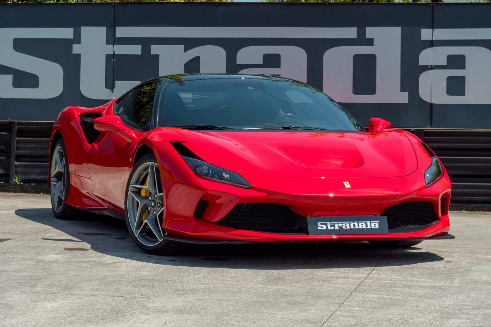 Ferrari F8 Tributo - imagen 1