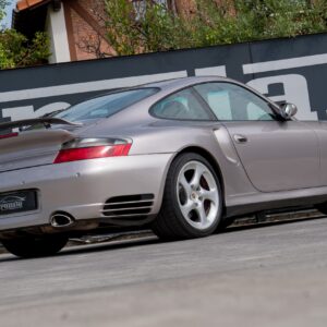 Porsche 996 Turbo - foto 13