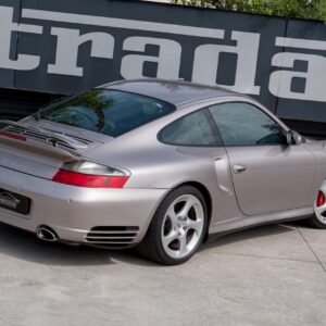 Porsche 996 Turbo - foto 16