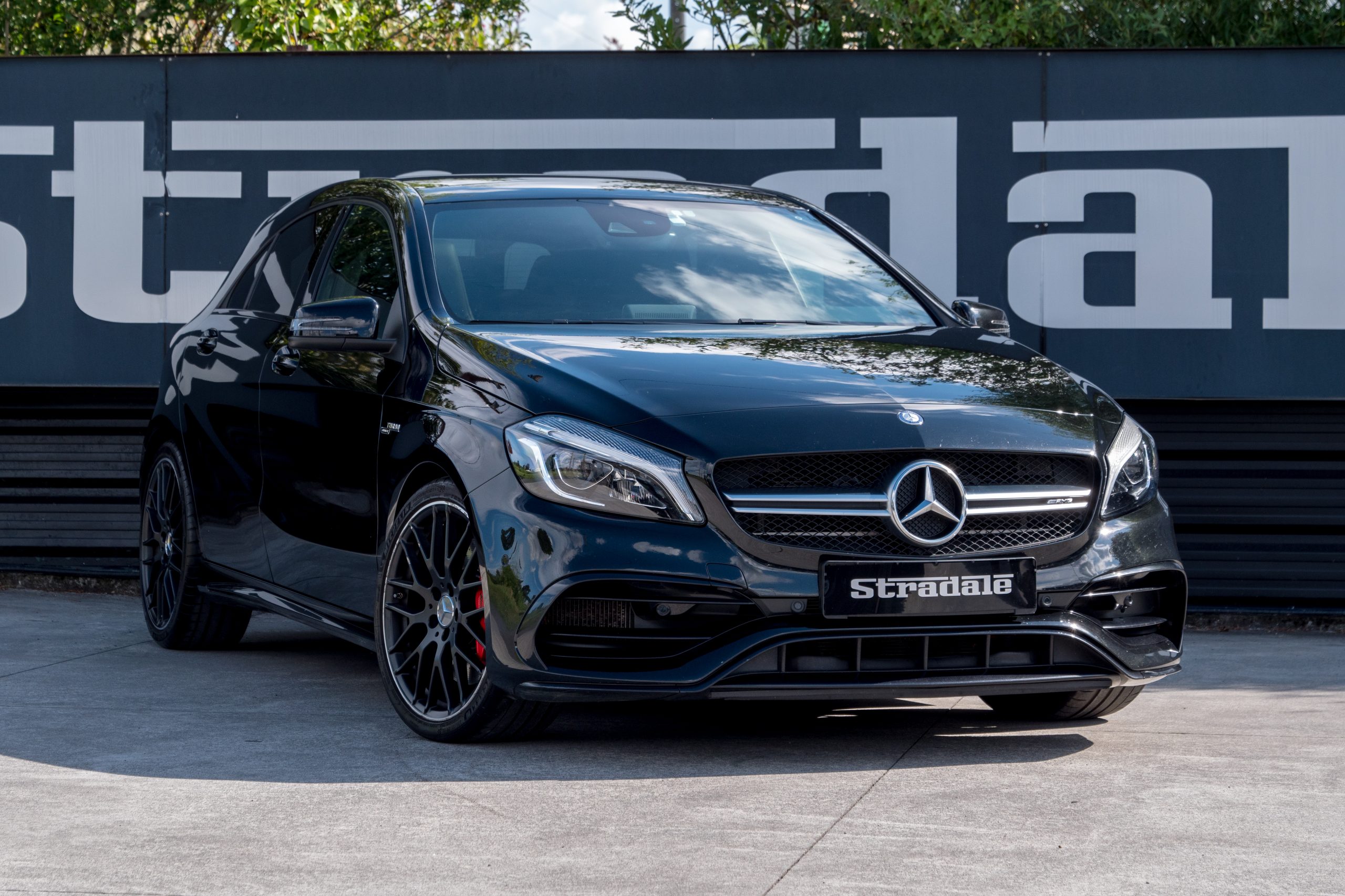 Mercedes A45 AMG