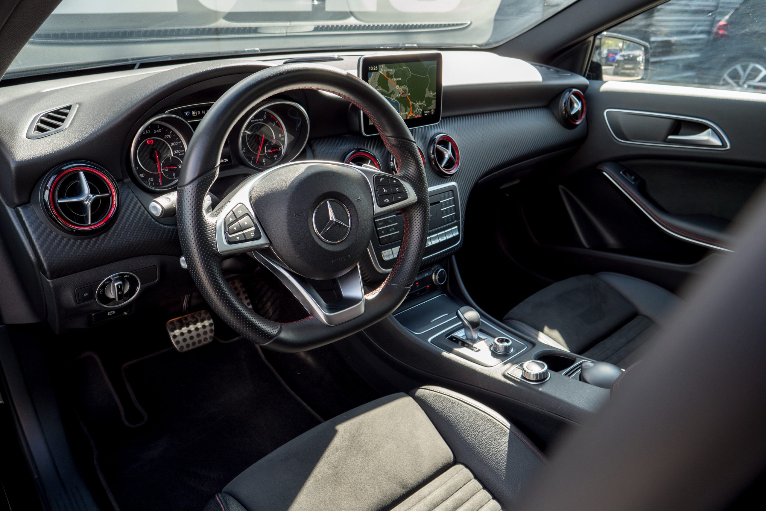 Mercedes A45 AMG - imagen 24