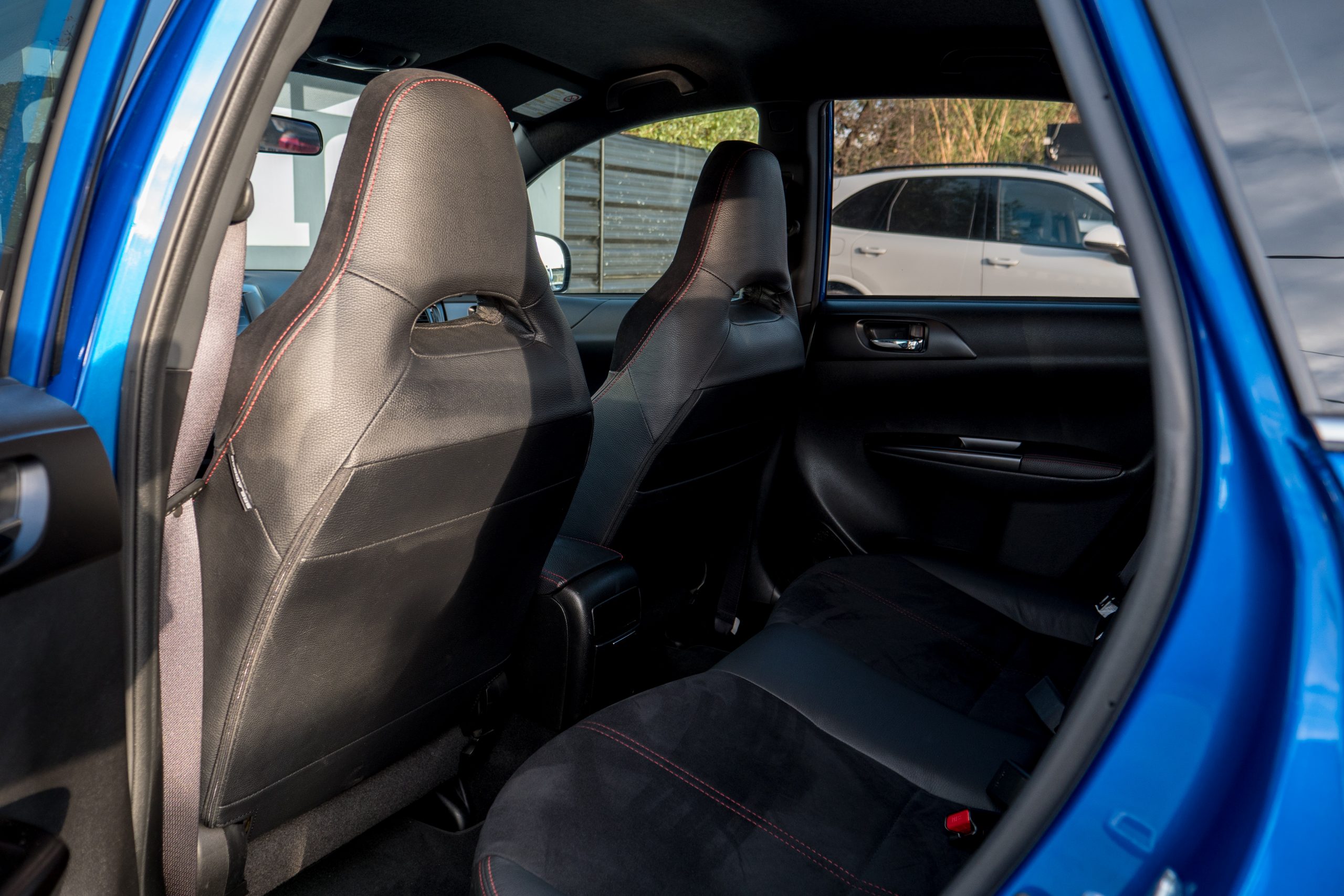 Subaru Impreza STI - imagen 23