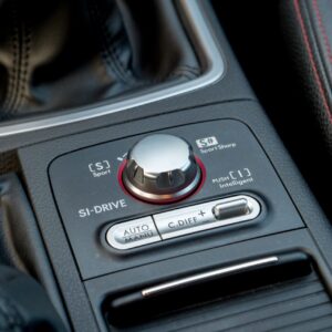 Subaru Impreza STI - foto 26