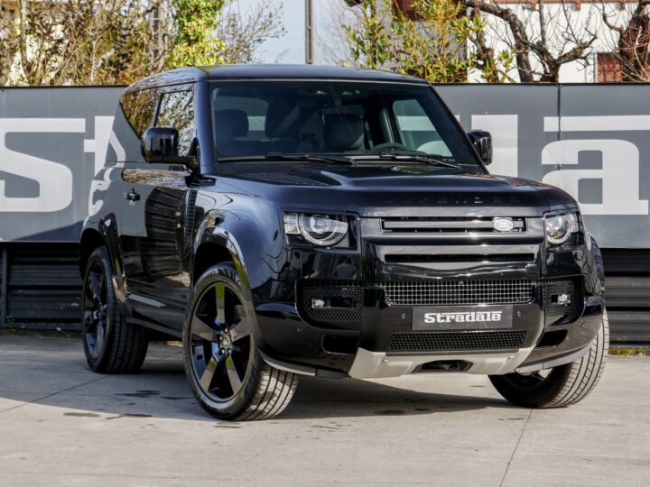 Land Rover Defender V8