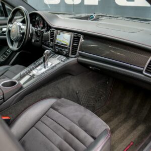 Porsche Panamera GTS - foto 28