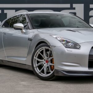Nissan GTR - foto 11