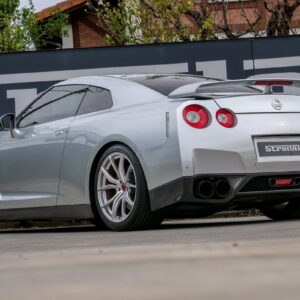 Nissan GTR - foto 32