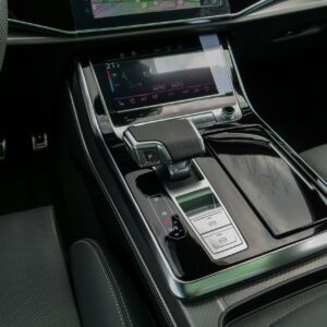 Audi RSQ8 - foto 25