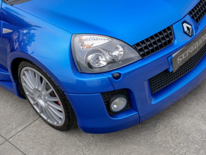 Renault Clio V6 Fase 2 - foto 8