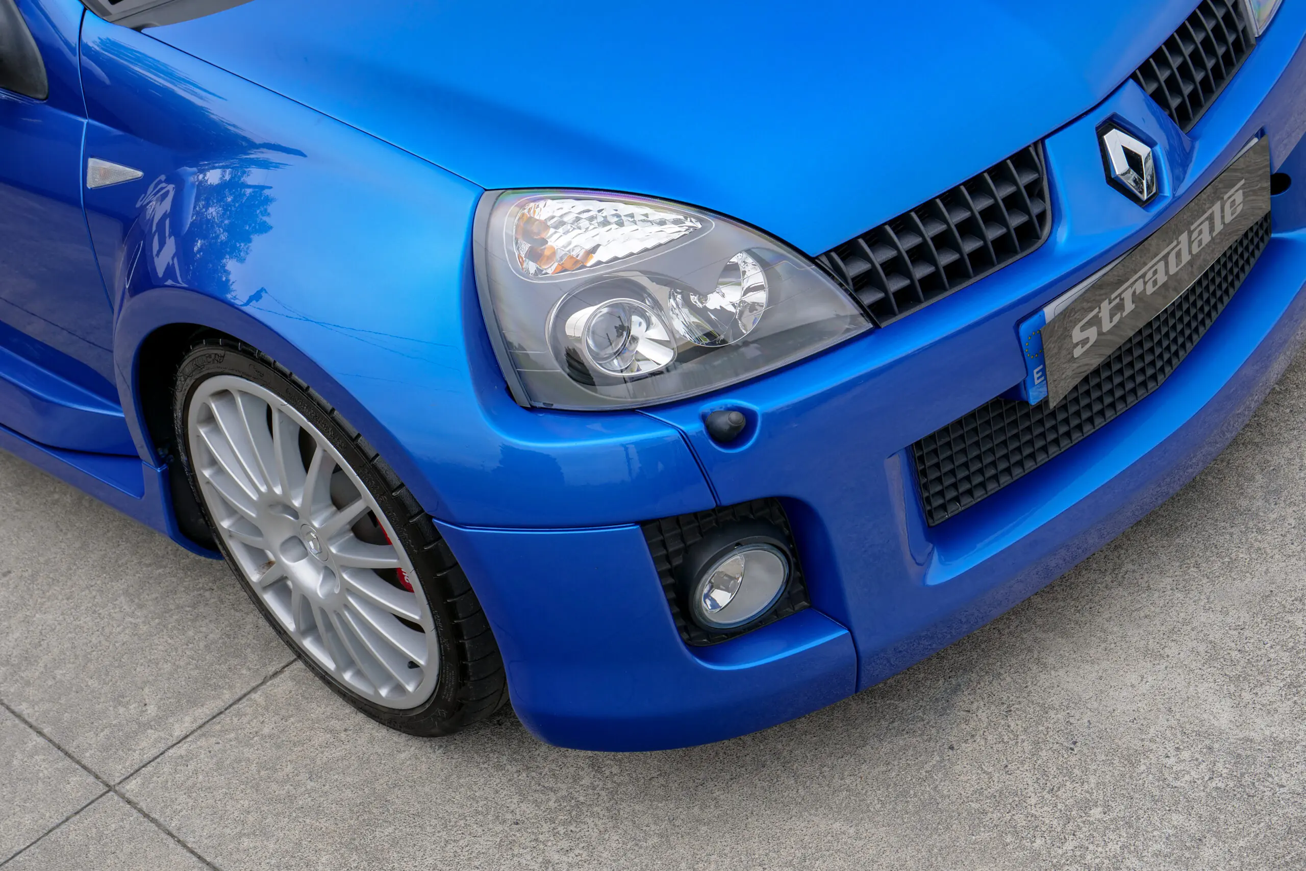 Renault Clio V6 Fase 2 - imagen 7