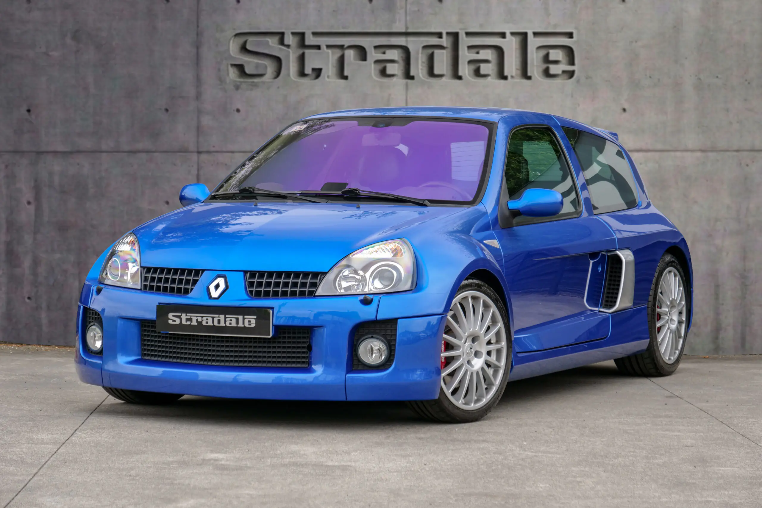 Renault Clio V6 Fase 2 - imagen 8