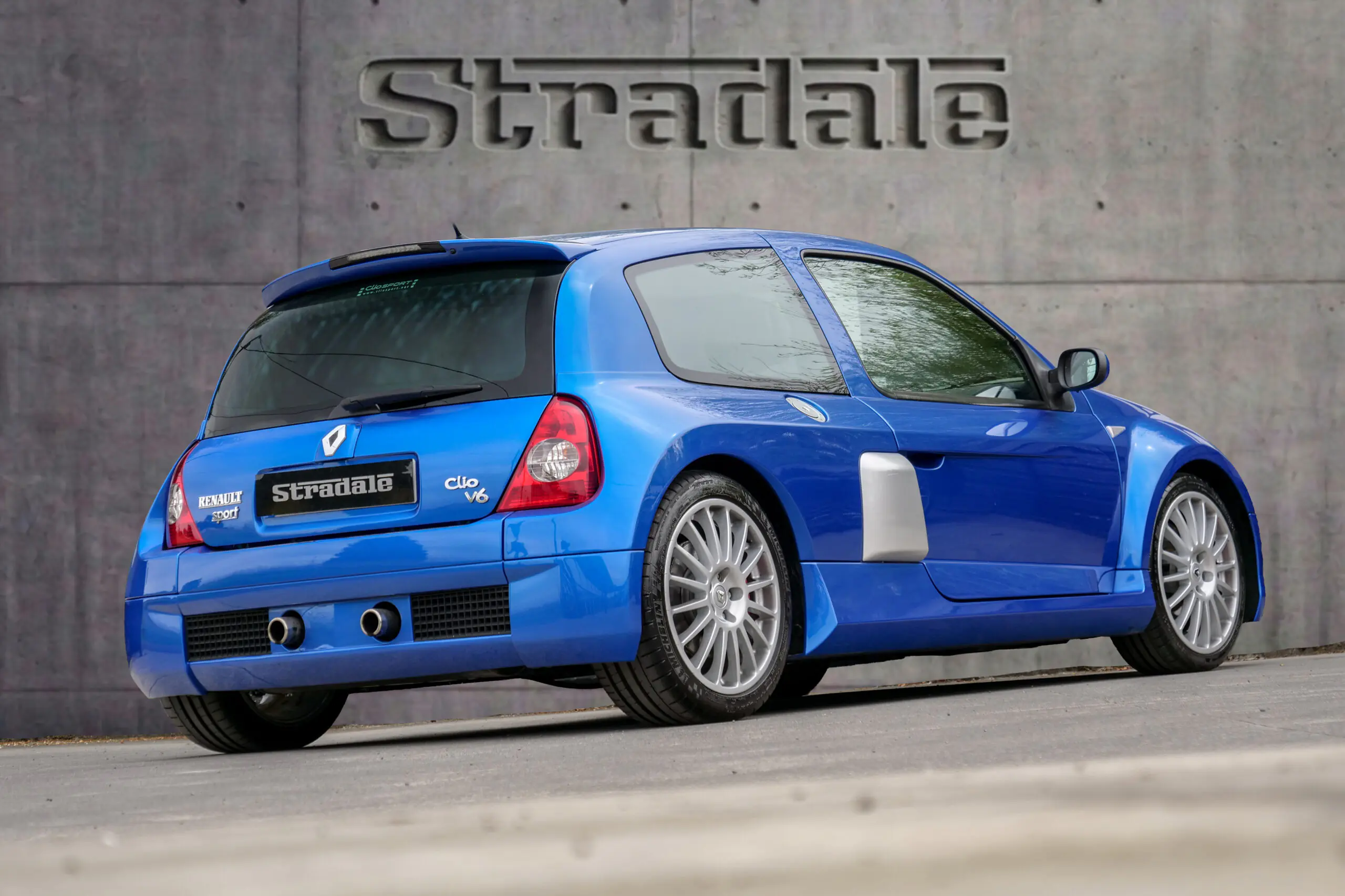 Renault Clio V6 Fase 2 - imagen 16