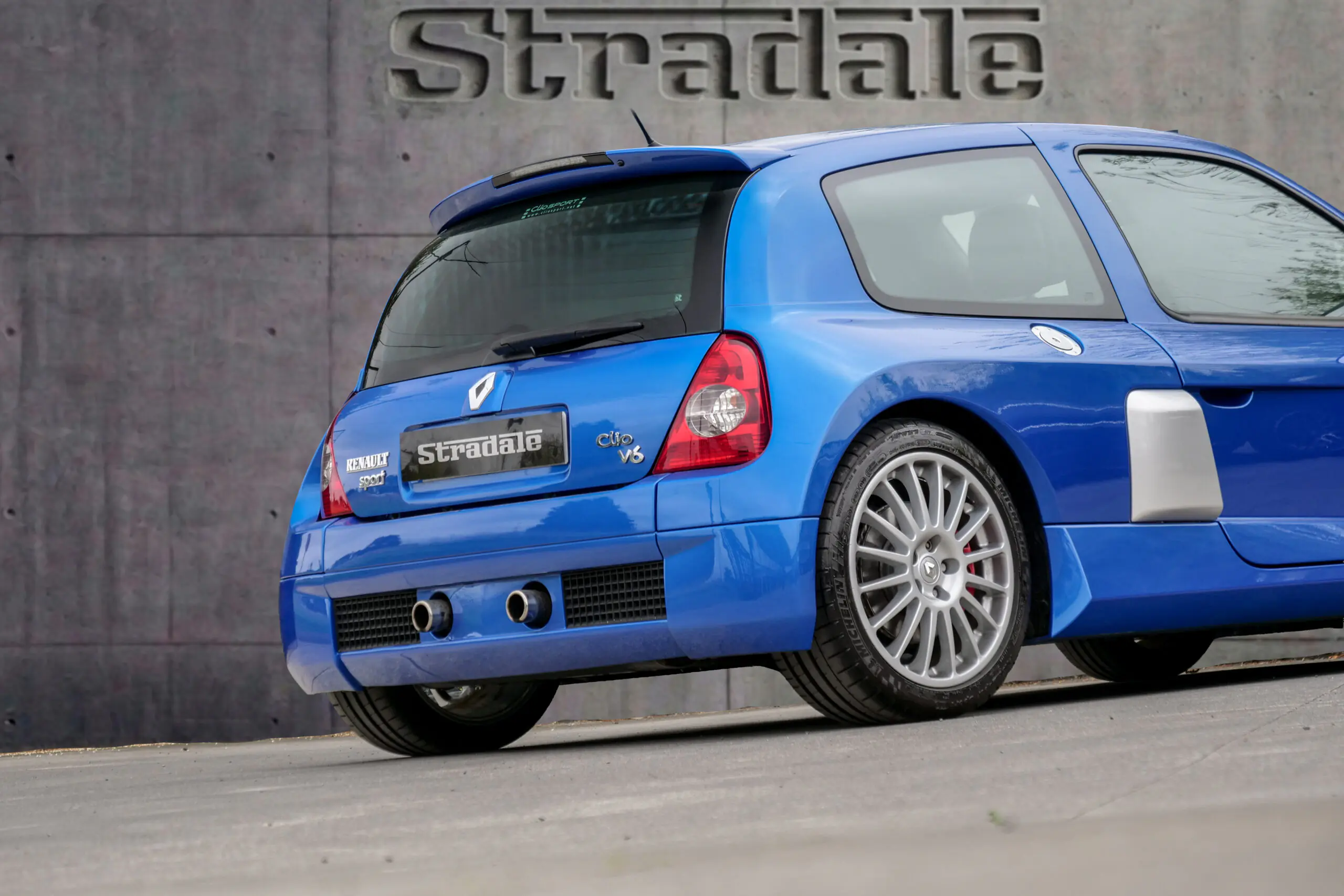 Renault Clio V6 Fase 2 - imagen 18