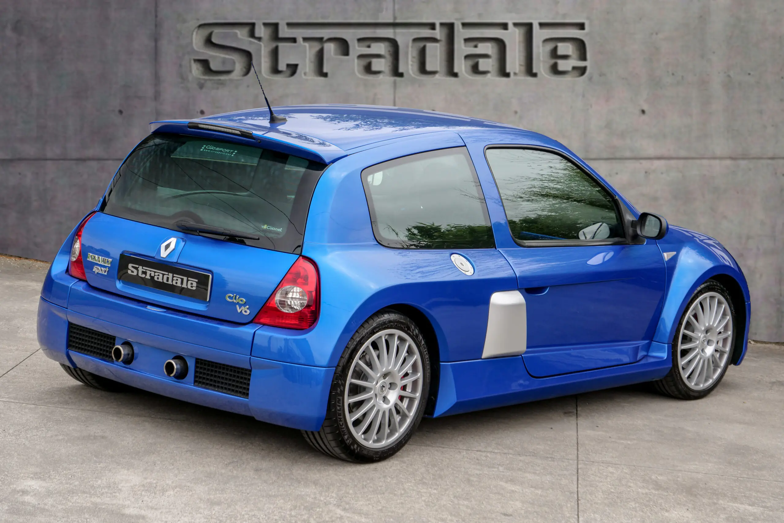 Renault Clio V6 Fase 2 - imagen 19