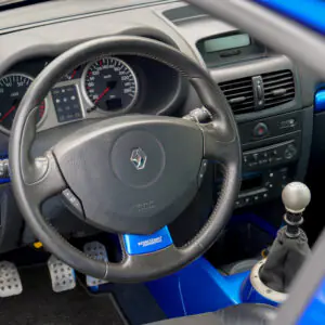 Renault Clio V6 Fase 2 - foto 27