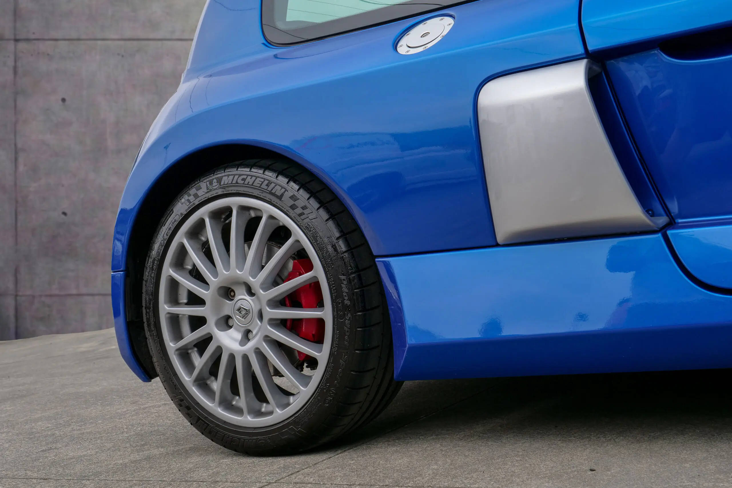Renault Clio V6 Fase 2 - imagen 31