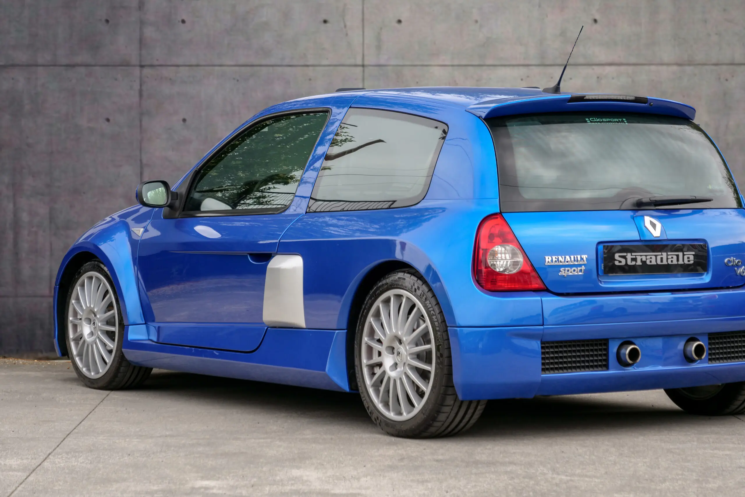 Renault Clio V6 Fase 2 - imagen 34
