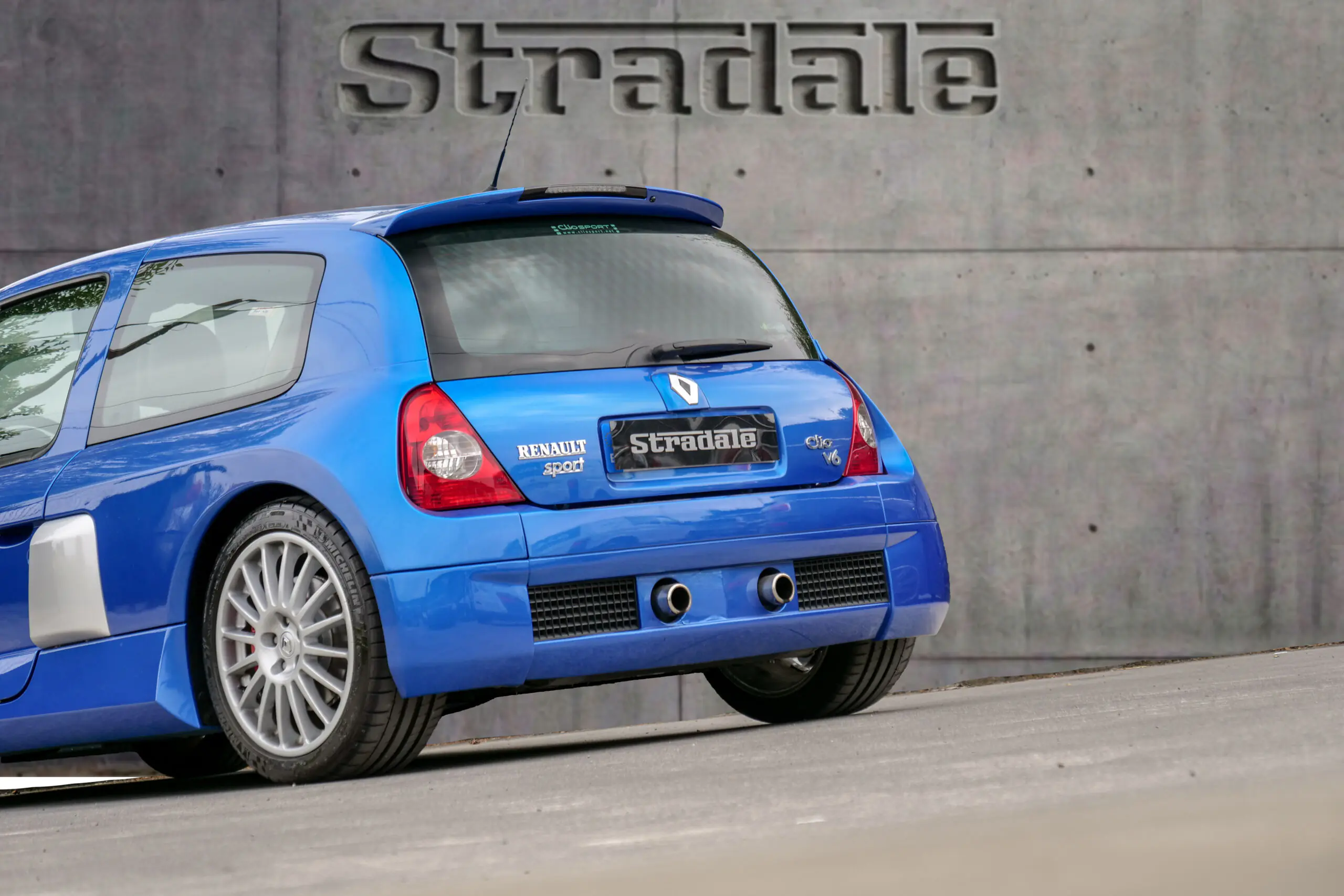Renault Clio V6 Fase 2 - imagen 35