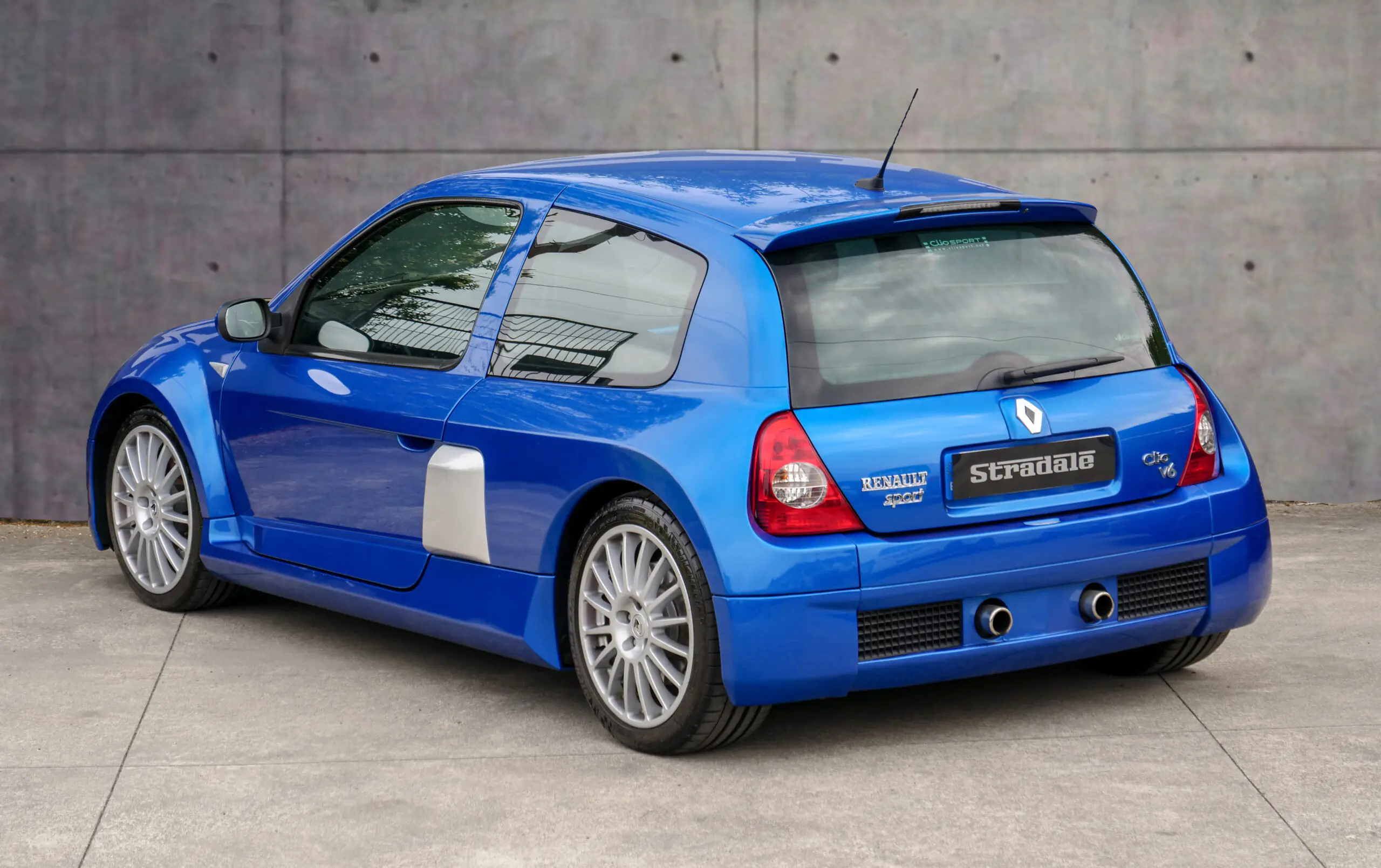 Renault Clio V6 Fase 2 - imagen 36