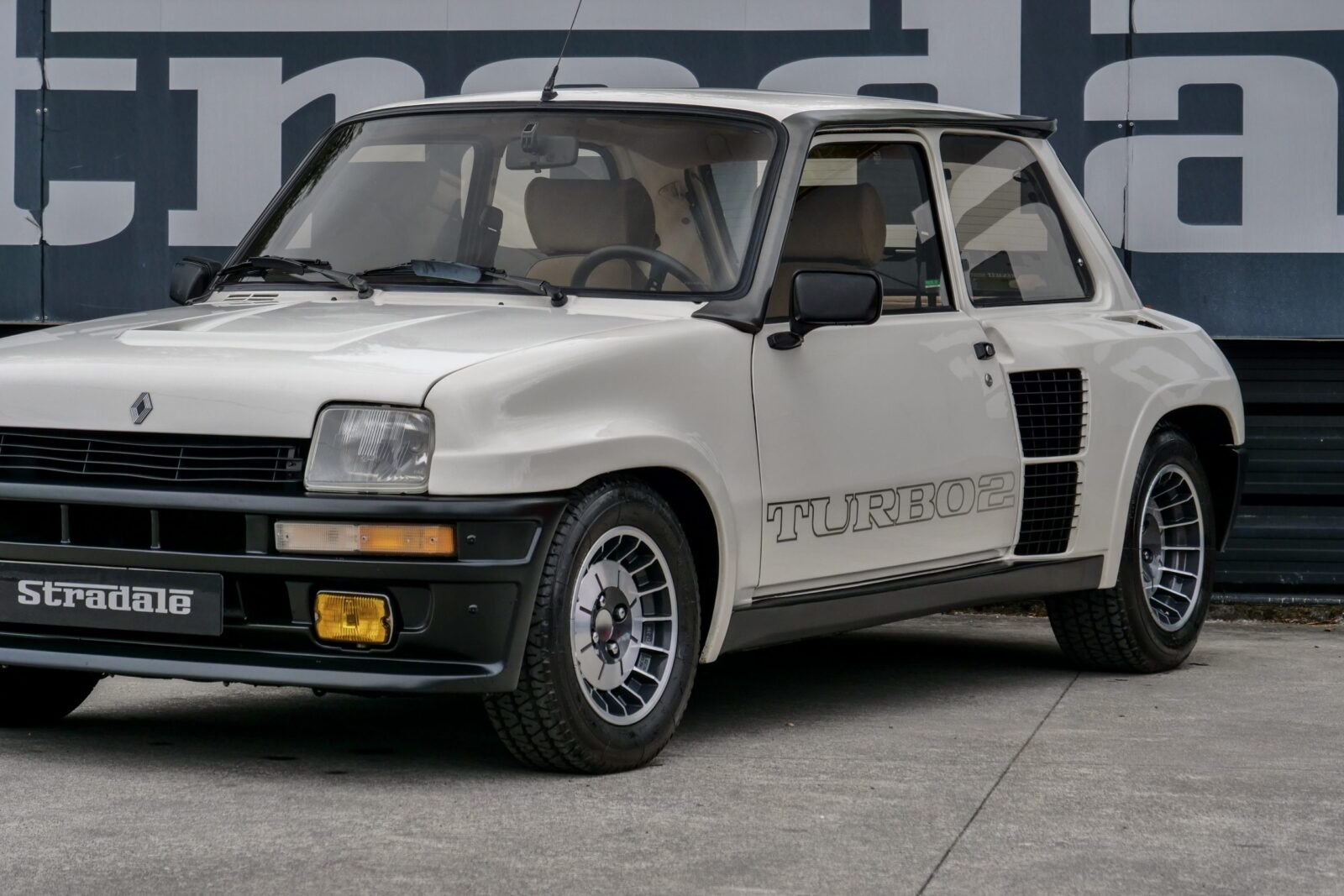 Renault 5 Turbo 2 - imagen 4