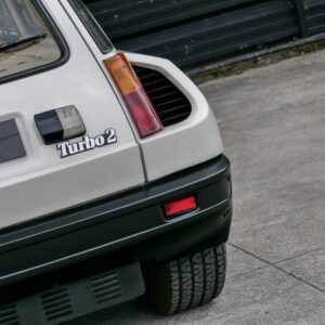 Renault 5 Turbo 2 - foto 32