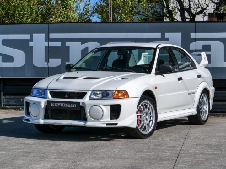 Mitsubishi EVO V RS - foto 2