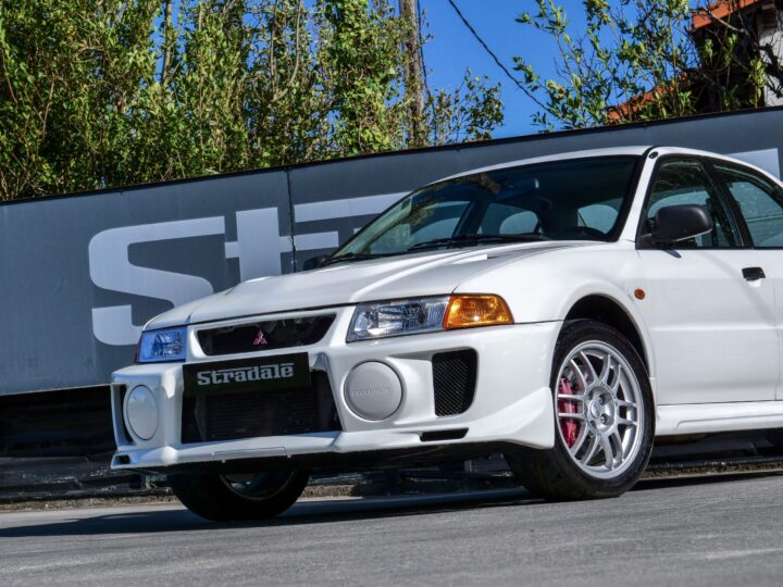 Mitsubishi EVO V RS - foto 5